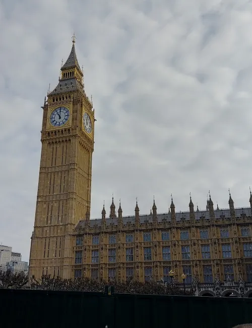 Photograph of the Houses of Parliament and Big Ben