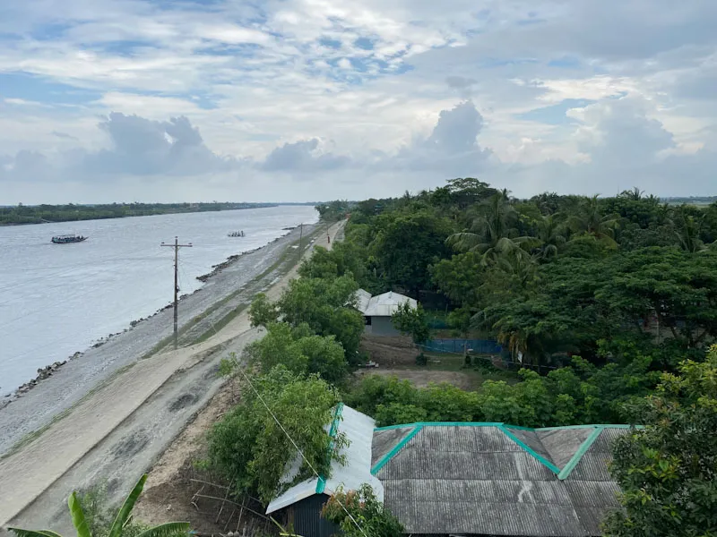 Communities along Bangladesh coastline