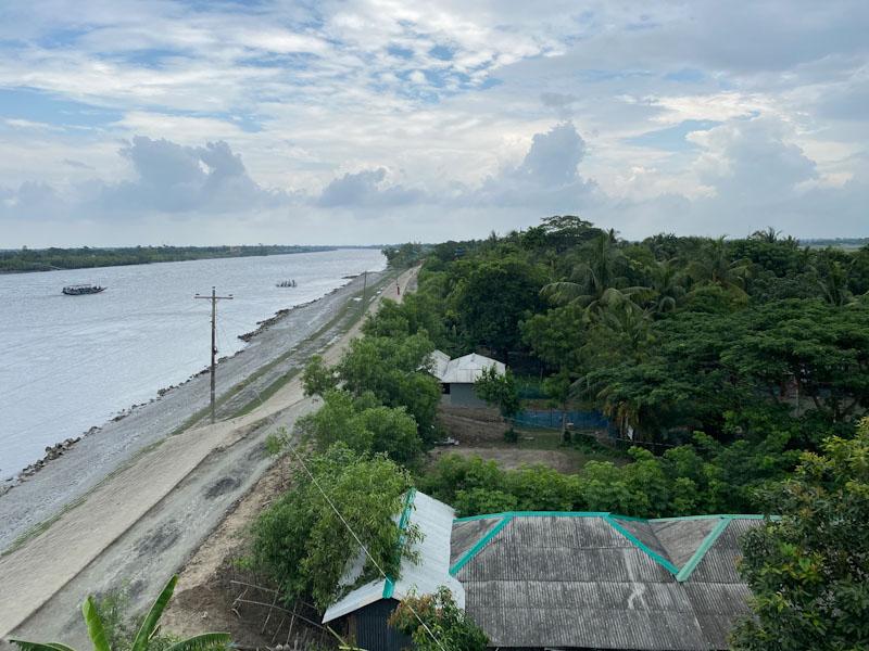 Communities along Bangladesh coastline