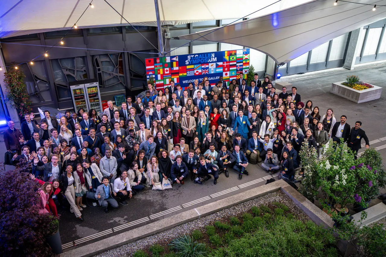 Overhead shot of all the Leaders of Tomorrow in Switzerland