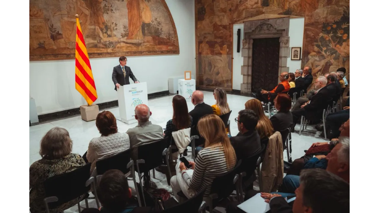 Wide angled shot of the room during the award ceremony