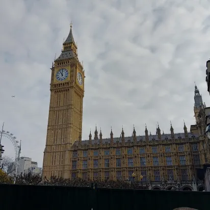 Photograph of the Houses of Parliament and Big Ben