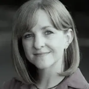 Dr Jen Lucey head and shoulders photo