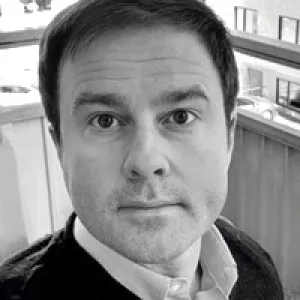 Head and shoulders image of Dr Daniel Adshead