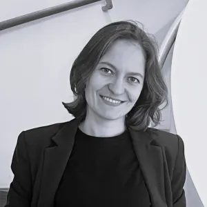 Black and white picture of Alona